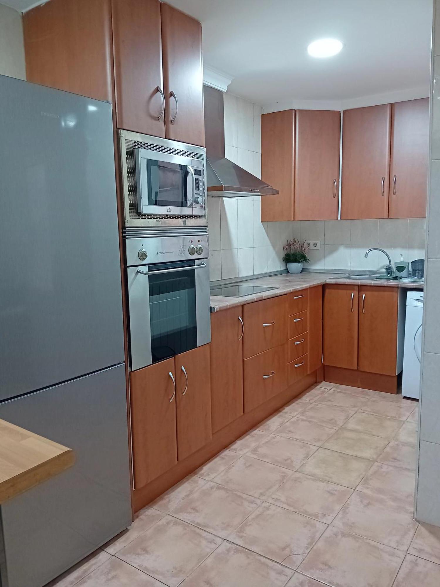Amplio Apartamento Centro De Alicante Kültér fotó